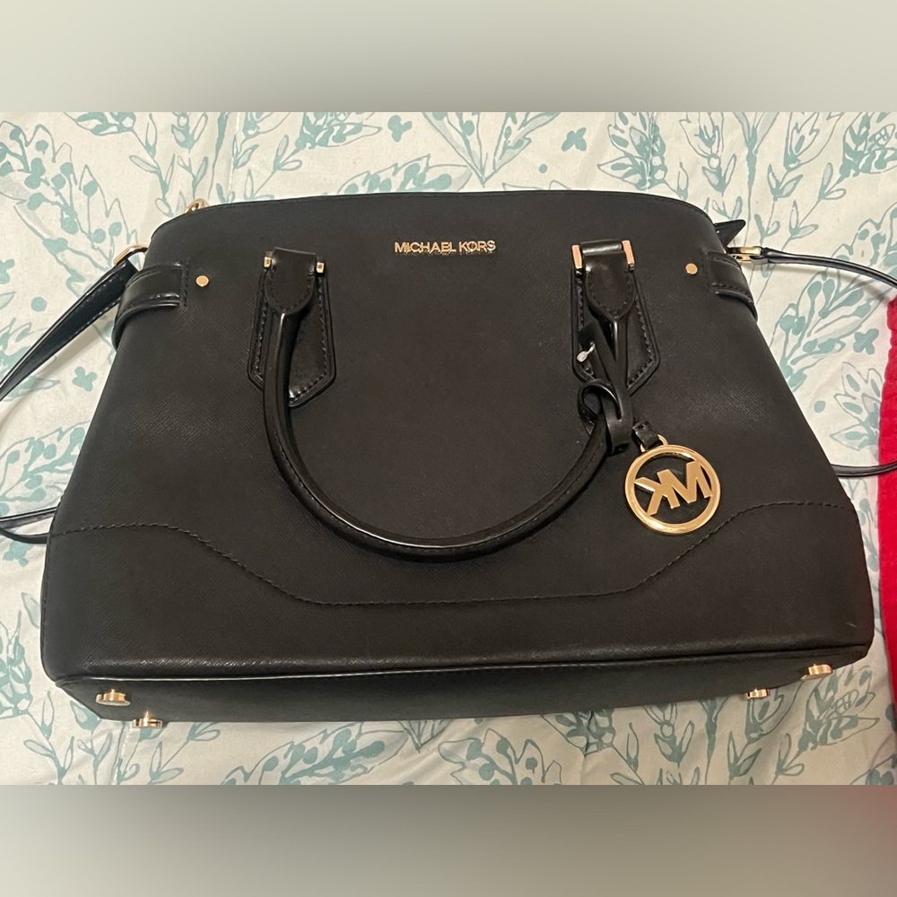 Michael Kors hang bag/ crossbody